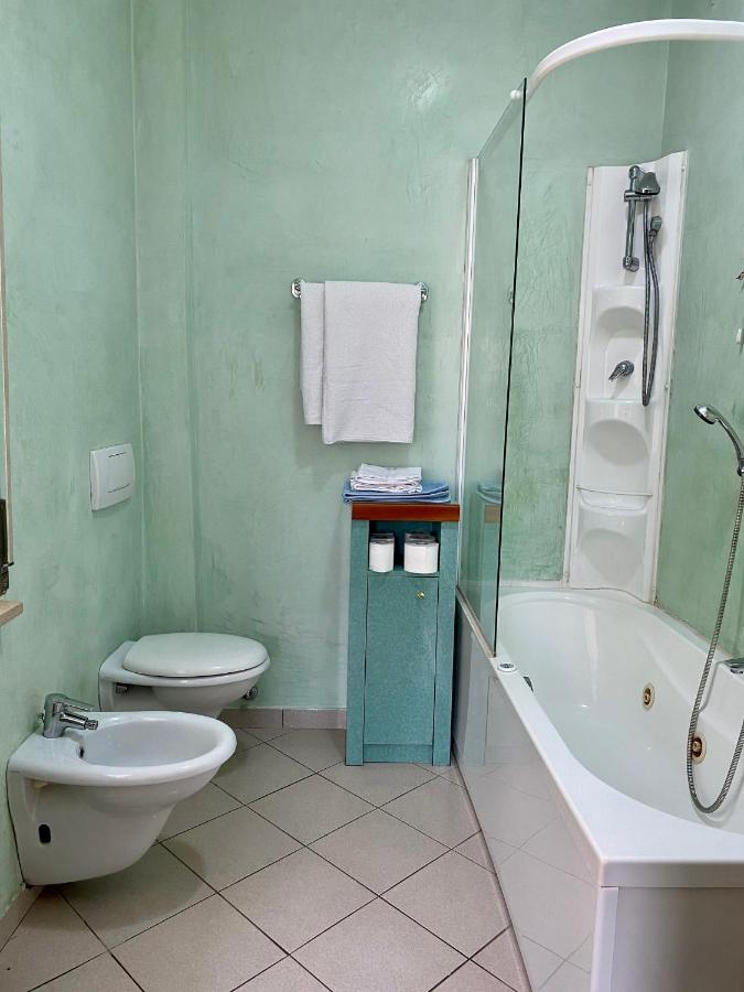 Appartamento Terrazza Zaccagni Parma Esterno foto